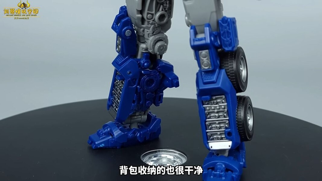 Image Of SS 102 Optimus Prime Transformers Studio Series Action Figure  (8 of 25)